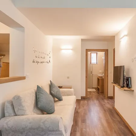 Apartment Casa Carfon Canale d'Agordo